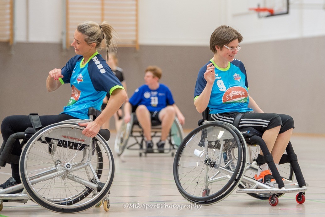 Rollstuhl-Handball